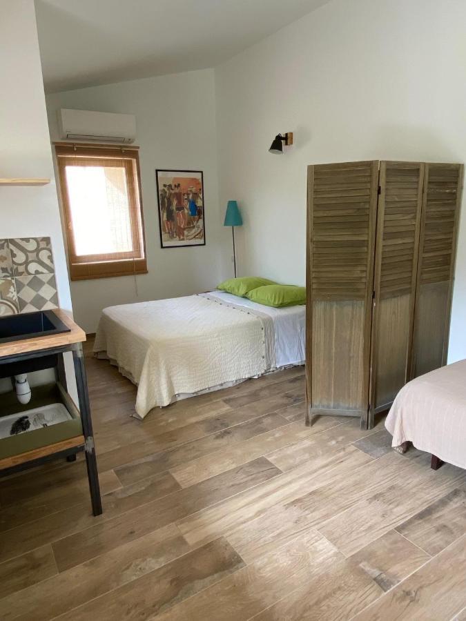 Les Cheneslierres Bed & Breakfast Lourmarin Dış mekan fotoğraf