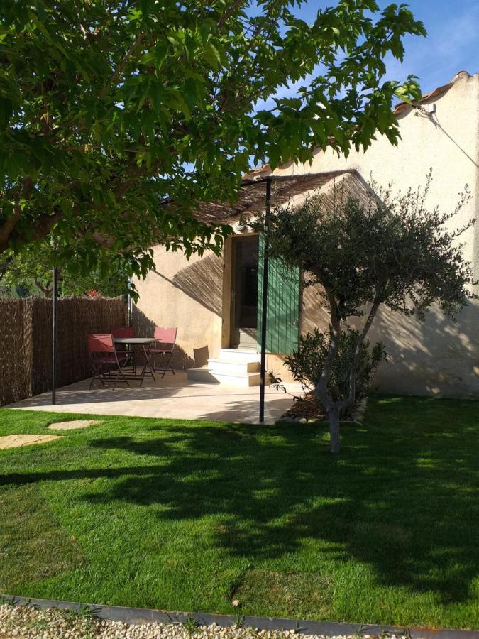 Les Cheneslierres Bed & Breakfast Lourmarin Dış mekan fotoğraf
